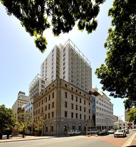 CPT TAJhotel Exterior 1